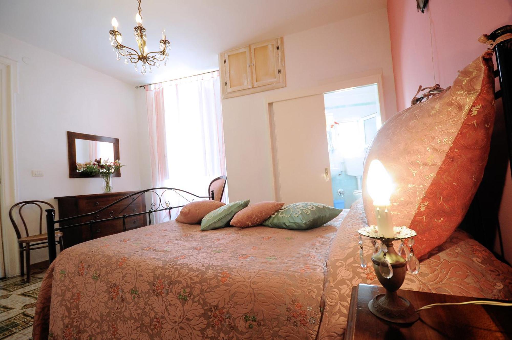 Couette-café Palazzo Rocci 2*
